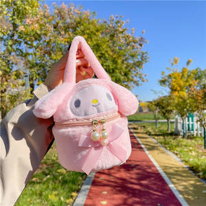 Atacado Criativo Internet Celebridade Desenhos Animados Maquiagem Saco Garra Máquina Boneca Redenção Presente Acessórios Mochilas De Pelúcia - Product Image 4