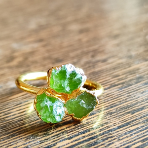 ล่าสุดออกแบบ18K ทอง Vermeil แหวนหินสีเขียว Peridot แหวนแฟชั่นหินตัดดิบพลอยทองเครื่องประดับเงินปรับได้ - Product Image 2