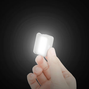 Sunnylife-Mini lámpara de relleno, luz LED de vídeo ajustable de múltiples modos L375 con funda de carga para <span class=keywords><strong>DJI</strong></span> OM6/<span class=keywords><strong>OM5</strong></span>/OM4/SE - Product Image 5