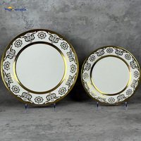 Service de table de luxe 16 pièces en porcelaine florale byzantine dorée, assiettes, bols et tasses en céramique à bord doré pour la maison