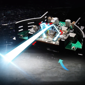 Máy chiếu laser Bi-<span class=keywords><strong>led</strong></span> mạnh mẽ AES 3 inch 10 mét 3900LX, laser trực tiếp 90W S700 <span class=keywords><strong>TIR</strong></span>, thấu kính <span class=keywords><strong>LED</strong></span> cho hệ thống chiếu sáng ô tô - Product Image 2