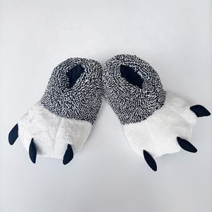 Pantofole da zampa in velluto di pelliccia sintetica Unisex Super morbide da donna per interni invernali pantofole in cotone peluche con artiglio di orso carino per bambini ragazzi - Product Image 4
