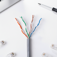Kabel Ethernet Cat5e Berkualitas Tinggi 305m UTP 24AWG Tembaga Murni Indoor Outdoor Tahan Air Tahan UV Kabel Patch RJ45 Selubung PVC