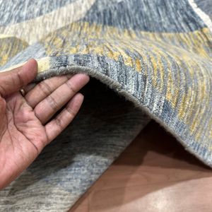 Tapis fait main en laine et soie, noué à la main, bleu ardoise et ivoire, 8x10 pieds, style moderne - Product Image 4
