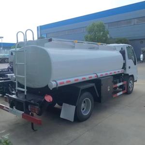 Camión <span class=keywords><strong>Cisterna</strong></span> <span class=keywords><strong>de</strong></span> Combustible Móvil ISUZU <span class=keywords><strong>de</strong></span> 5000L en Oferta - Ideal para Repostaje en Gasolineras y Suministro <span class=keywords><strong>de</strong></span> Flotas Logísticas - Product Image 6