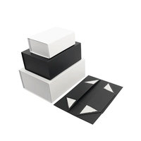 Boîte pliable Lat Pack avec couvercle magnétique, boîte cadeau en papier pliable, expédition à plat pour économiser sur les frais, emballage recyclable noir et blanc