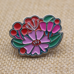 Distintivo con Texture Opaca e Finitura in Metallo Spazzolato - Badge in Metallo Personalizzati - Product Image 4