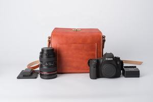 Sac en cuir véritable élégant pour les activités de plein air Sacs en cuir souple pour appareil photo Classy Antique Look - Product Image 5