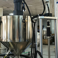 Machine de remplissage automatique haute vitesse à tête unique pour liquides et pâtes avec agitation et chauffage