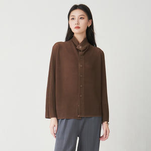 Chaquetas y Cárdigans de Mujer de Alta Gama para el Verano 2025, Diseño Delgado y Moderno, Plisados, de Color Sólido, Cuello Alto, Holgados, para Venta en Línea - Product Image 4