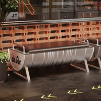 Bancs de repos et d'attente de style industriel, café, club de motards, bar, usine, travaux de fer forgé sur mesure, tabourets en fûts d'huile