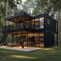 Maison mobile en structure acier avec terrasse sur le toit, balcon, escalier et espace intérieur moderne