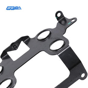 Pièces automobiles, cadre d'intercooler noir de haute qualité, support de montage inférieur pour Lotus Emira 2021-2025 OE 8891781526 - Product Image 5