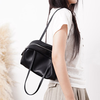 Sac à bandoulière en cuir véritable ODM OEM personnalisé, nouvelle tendance 2027, grande capacité, simplicité urbaine, sac bowling classique
