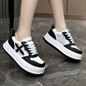 Chaussures de sport pour femmes à lacets, antidérapantes, respirantes, en maille, à plateforme, tendance mode, ajourées, style universitaire, pour étudiantes - Product Image 2