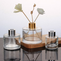 Diffuseur d'huile parfumée en verre de forme cylindrique de 50 ml à 225 ml, bouteille de parfum avec impression sur écran, logo couleur personnalisé, anneau de traction, OEM