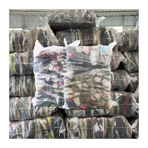 Approvisionnement Direct d'Usine Chaussures d'Occasion en Vrac Stock de Baskets pour Femmes en Gros à Bas Prix - Product Image 3