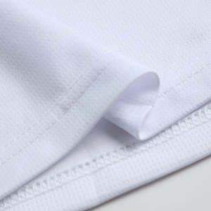 ملابس كرة قدم قابلة للتخصيص للرجال لجميع المواسم، طقم زي رياضي 100% بوليستر، قميص بياقة دائرية وأكمام قصيرة، قابل للتنفس، وزن 220 جرام - Product Image 2