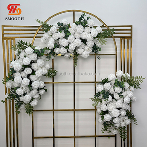 Decoración de Fondo para Eventos y Bodas SMOOTH, Arreglo Floral, Conjunto de Flores Blancas y Verdes - Product Image 2