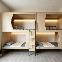 Lit superposé moderne en bois, lit mezzanine double avec tiroirs-escalier, armoires de rangement et barrière de sécurité pour dortoir et chambre d'enfant