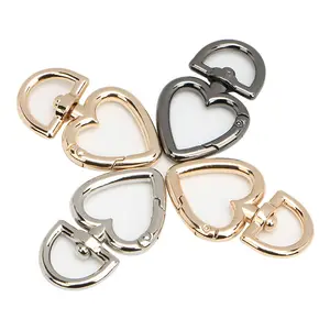 New Heart-shaped Keychain Metal Swivel Snap Hook Bag DIY KeyChain Buckle For Luggage