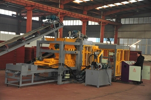 Prensa hidráulica de <span class=keywords><strong>hormigón</strong></span> de alta calidad, máquina de fabricación automática de ladrillos de ceniza voladora completa, en la india - Product Image 5
