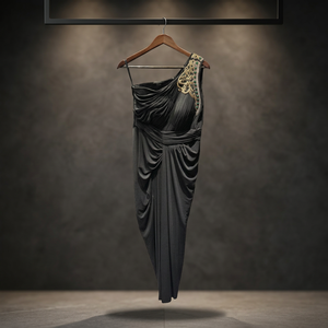 Vestido Largo Asimétrico de un Solo Hombro Negro para Maternidad, Elegante y Contemporáneo, Ideal para Eventos Formales de Verano - Product Image 3