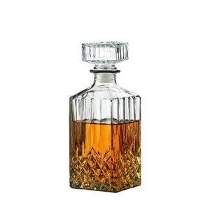 Bouteilles en verre carrées en gros pour spiritueux étrangers, vin rouge, whisky, <span class=keywords><strong>vodka</strong></span> transparente et vin de fruits – Stockage - Product Image 6
