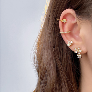 Boucles d'oreilles fleur délicate en gros femmes Piercing <span class=keywords><strong>Cartilage</strong></span> mode Zircon bijoux plaqué <span class=keywords><strong>or</strong></span> 18 carats <span class=keywords><strong>boucle</strong></span> d'oreille étanche - Product Image 1