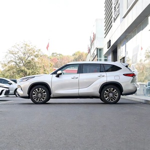 Coche Híbrido Toyota Highlander 2025 Más Vendido en China - Depósito para Toyota Highlander Híbrido - Precios de Coches Híbridos Toyota Highlander - Product Image 3