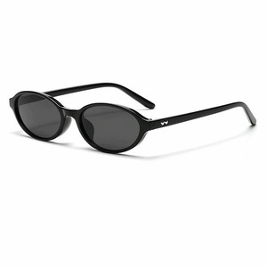 <span class=keywords><strong>Gafas</strong></span> de Sol Ovaladas Pequeñas con Decoración de Remaches en Forma de Corazón STY19402H, <span class=keywords><strong>Gafas</strong></span> de Sol Grises Vintage con Logotipo Personalizado para Mujer - Product Image 2