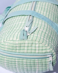 Sac de voyage matelassé en coton imprimé à la main, style week-end, pliable, léger, de luxe, pour la gym et l'extérieur - Grande Vente - Product Image 3