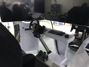 Centro de Juegos de Consola, Realidad Virtual, Conducción de Autos, Carreras de Autos, Conducción en 3 Pantallas con Plataforma de Movimiento de 6 DOF - Product Image 1