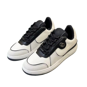 Chaussures de skate en cuir véritable de designer, baskets décontractées de luxe haut de gamme pour hommes et femmes, chaussures de marche et de course respirantes et tendance - Product Image 3