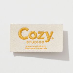 Etiquetas de tela de ropa de alta calidad personalizadas, Etiquetas tejidas de satén de ropa de alta densidad al por mayor etiquetas tejidas personalizadas - Product Image 6