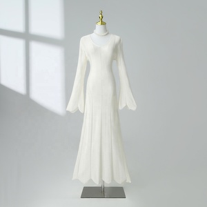 Nobile ed elegante abito a maniche lunghe a maglia con maniche lunghe da donna - Product Image 3