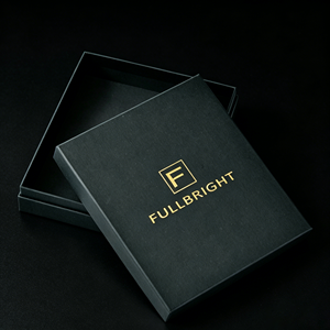 Boîte en papier rigide de luxe avec impression de logo personnalisé, dorure à chaud, pelliculage mat, emballage recyclable pour vêtements et accessoires, vente en gros - Product Image 2