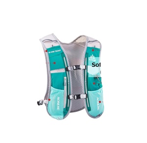 Échantillon gratuit Gilet de course à pied réfléchissant léger et respirant pour le sport de plein air avec porte-téléphone et bouteilles d'eau - Product Image 1