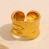 Dreamshow Bague plaquée or 18 carats martelée Bijoux imperméables minimalistes Bague en acier inoxydable anti-ternissement
