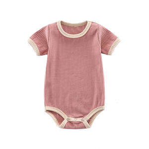Vente directe d'usine, barboteuse bébé pas chère pour le printemps et l'été, barboteuse bébé rayée côtelée, barboteuse triangle pour nouveau-né - Product Image 6