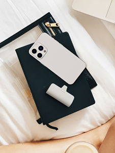 Power Bank Sottile Personalizzato Altamente Conveniente di Alta Qualità, Forma Unica a Capsula, 3350mAh, Mini Caricatore per iPhone, Vendita Calda - Product Image 6