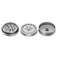 Broyeur d'herbes magnétique 3 parties Vente en gros Portable Aluminium Accessoires pour fumeurs Broyeur d'herbes en métal avec logo personnalisé gratuit