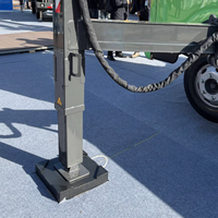 Plaques de stabilisation autobloquantes pour contrepoids