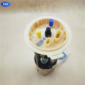 PAT gruppo modulo pompa carburante Diesel 8 r0919050d adatto per <span class=keywords><strong>Audi</strong></span> <span class=keywords><strong>Q5</strong></span> 8R <span class=keywords><strong>2.0</strong></span> <span class=keywords><strong>TDI</strong></span> 8 r0919050e A2C53369384 pompa carburante Brushless - Product Image 1