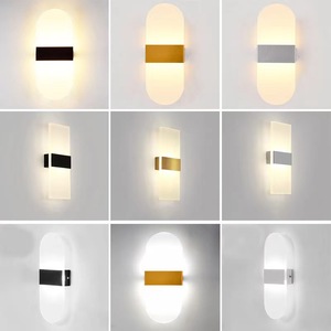 Lampe murale d'intérieur en acrylique 6W à coins arrondis, luminaire décoratif d'ambiance romantique, lampe de chevet - Product Image 3