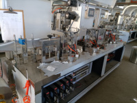 Paquet unique Mini machine à lingettes humides Équipement portable de fabrication de tampons de préparation d'alcool pour la production de lingettes humides