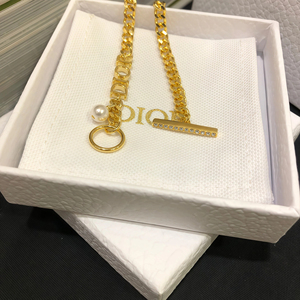 Pulsera de la Serie D con Circonitas Microincrustadas y Colgante de Perla, Estilo Lujoso y de Alta Gama - Product Image 3