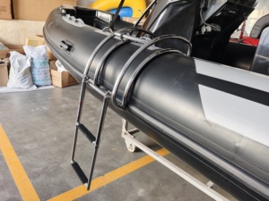 Bateau à côtes en V profond en fibre de verre noir CE avec moteur Remorque française ORCA HYPALON yacht de luxe RIB 580 pour la pêche - Product Image 3