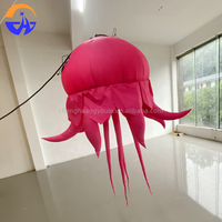 Modèle de méduse gonflable suspendu en tissu Oxford sur le thème de la vie marine Chenghuang pour la décoration de bar, de boîte de nuit, d'événement, de scène
