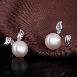 Orecchini a Perno a Forma di Coniglio con Orecchie Lunghe per Donne, Accessori per Uso Quotidiano - Product Image 6